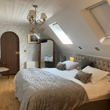 Ivy Cottage B&B-2